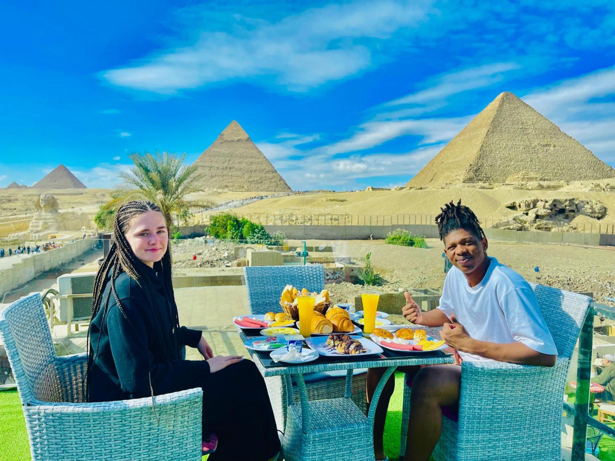 Blue Scarab Pyramids View Hotel Cairo Exterior photo
